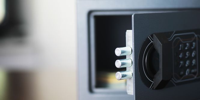 Cambiare la combinazione di una serratura elettrica