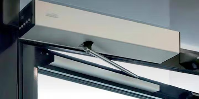 Cosa è un apriporta e perchè installarlo