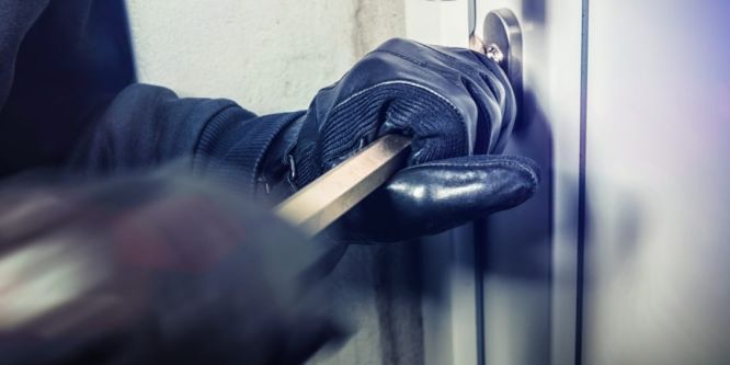 Effrazioni: come proteggere il tuo locale commerciale con i migliori strumenti