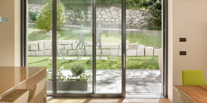Infissi antisfondamento: cosa sono e perché è necessario installarli in casa